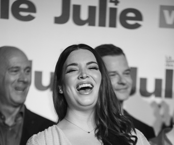Julie Snyder lance son talk-show La semaine des 4 Julie