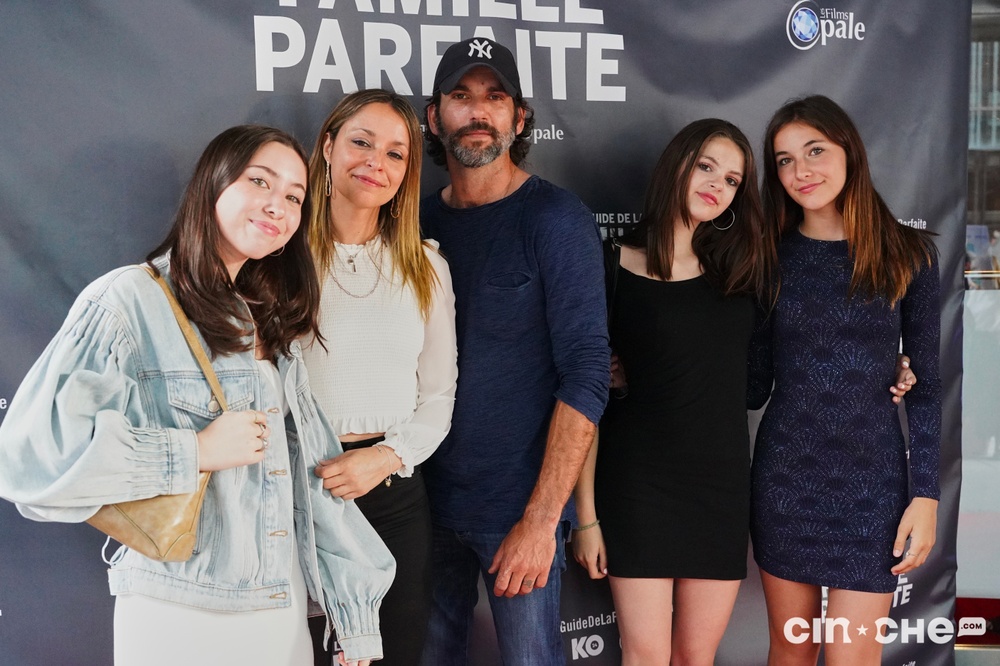 Première du film Le guide de la famille parfaite