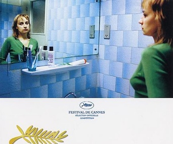 Affiche du film 4 mois, 3 semaines, 2 jours