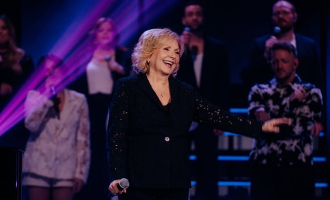 France Castel à <em>En direct de l'univers</em>