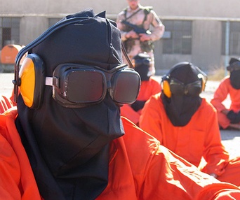 Scène du film Aller simple pour Guantanamo