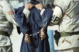 Scène du film Aller simple pour Guantanamo