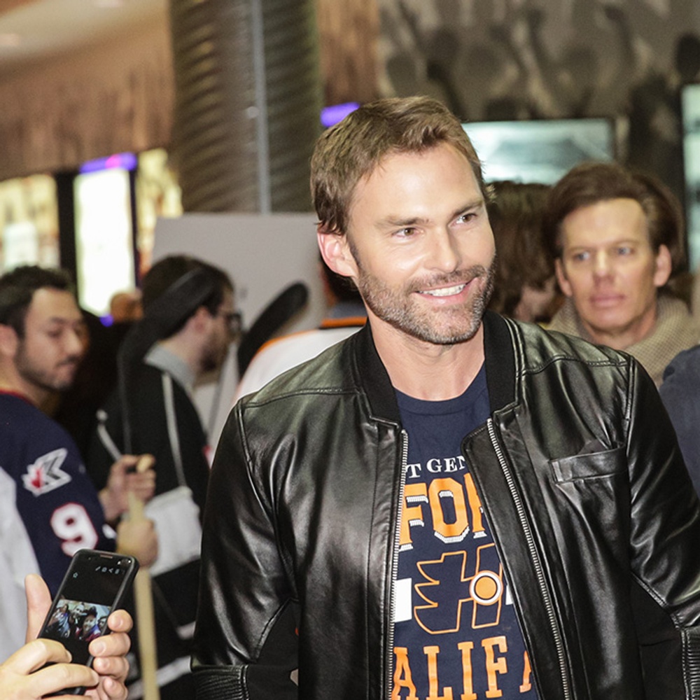 Sur le tapis rouge du film Goon: Last of the Enforcers