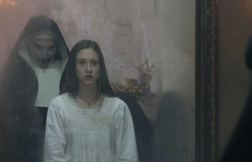 Une scène du film The Nun