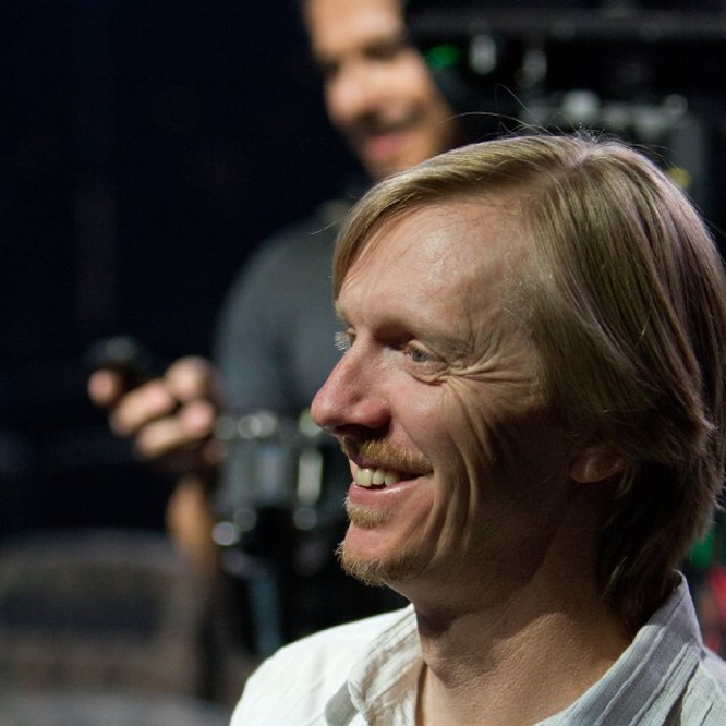 Sur le plateau du film <em>Cirque du Soleil: Worlds Away</em>
