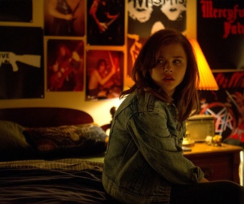 Une scène du film Dark Places