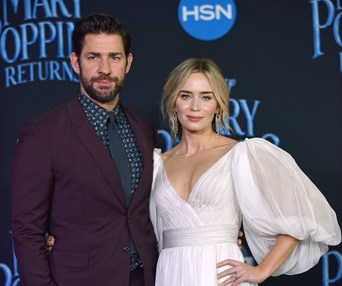 Sur le tapis rouge de Mary Poppins Returns