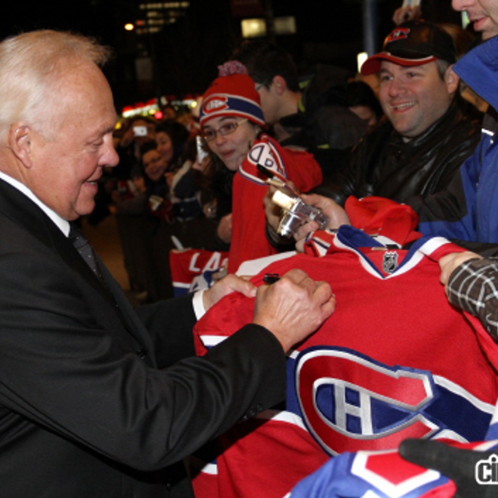 Yvan Cournoyer sur le tapis rouge de Pour toujours... les Canadiens