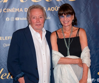 Sur le tapis rouge du film Arlette