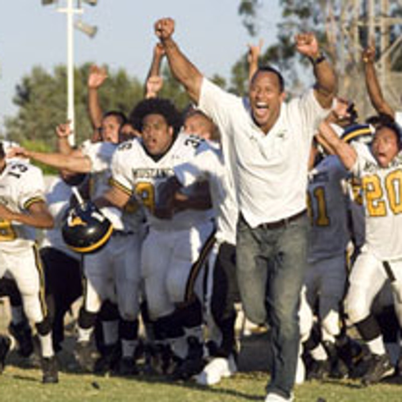 The Rock et les Mustangs dans Gridiron Gang