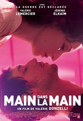 Main dans la main