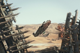 Une scène du film Star Wars: The Force Awakens Une scène du film Star Wars: The Force Awakens