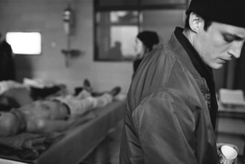 Une scène du film Sympathie pour le diable