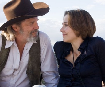 Jeff Bridges et Maggie Gyllenhaal dans le film Crazy Heart