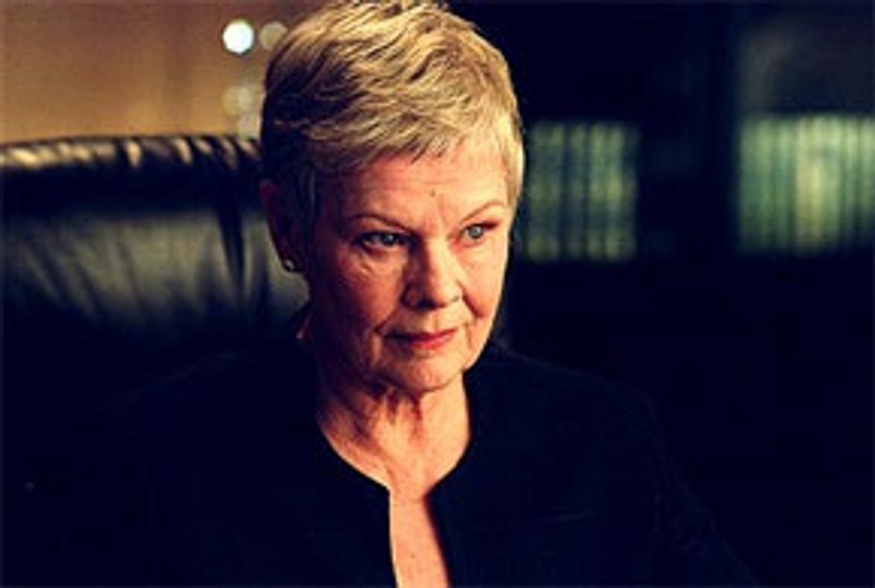 Judi Dench dans Die Another Day