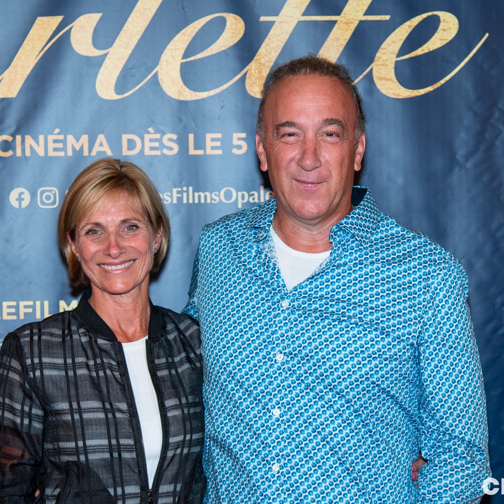 Sur le tapis rouge du film Arlette