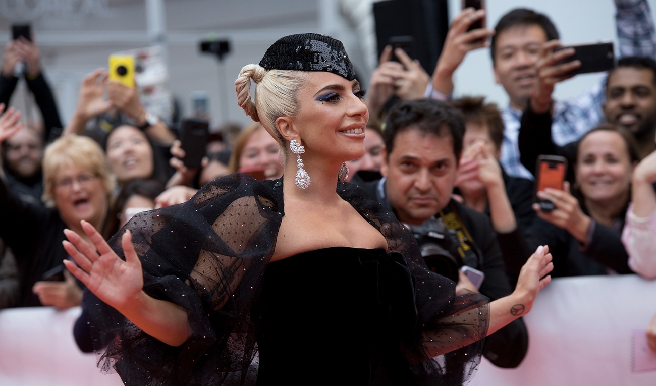 Ces robes de princesse de Lady Gaga vous feront rêver