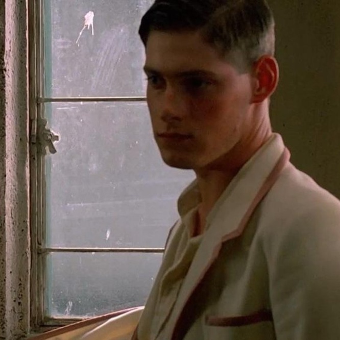 Une scène du film <em>Another Country</em>