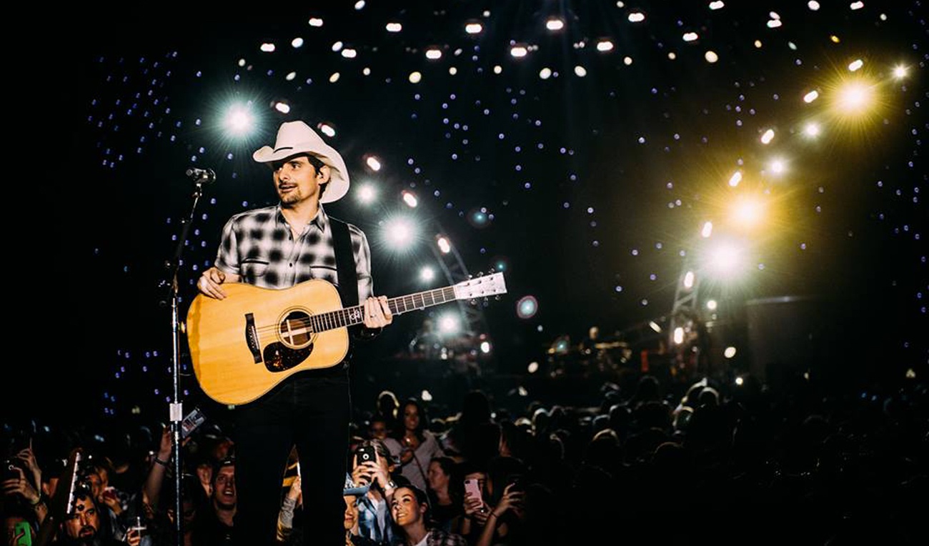 Brad Paisley serait la tête d'affiche country du Festival d'été de Québec