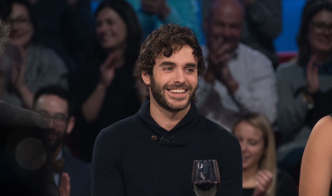 Alex Nevsky dévoile sa nouvelle chanson Fanny