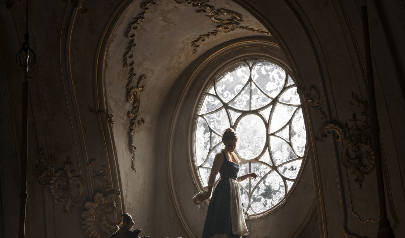 Écoutez Emma Watson chanter « Something There » de La Belle et la Bête