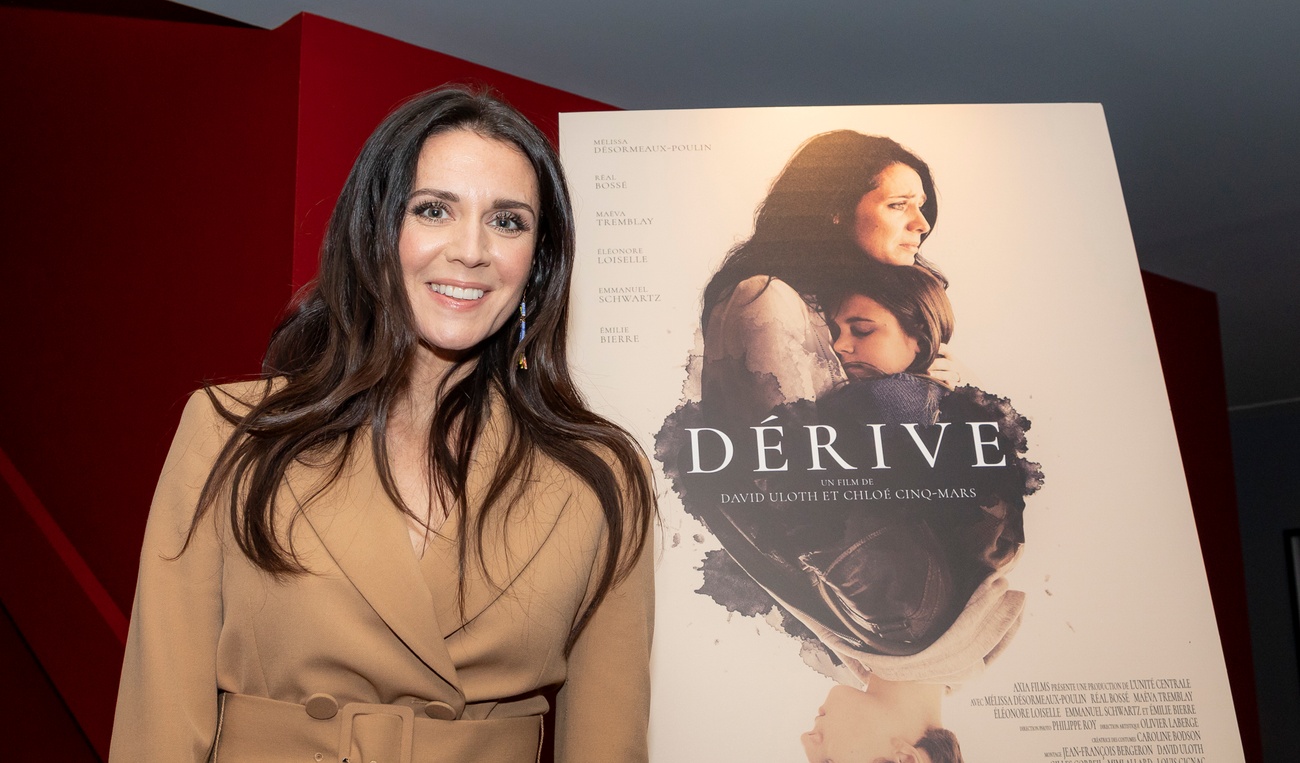 Mélissa Désormeaux-Poulin superbe sur le tapis rouge du film Dérive