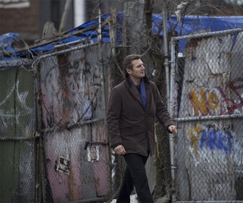 Une scène du film A Walk Among the Tombstones