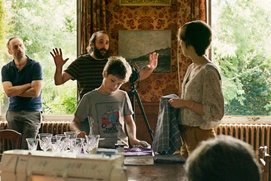 Une scĂšne du film FĂȘte de famille Une scĂšne du film FĂȘte de famille