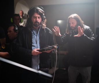 Une scène du film Studio 666