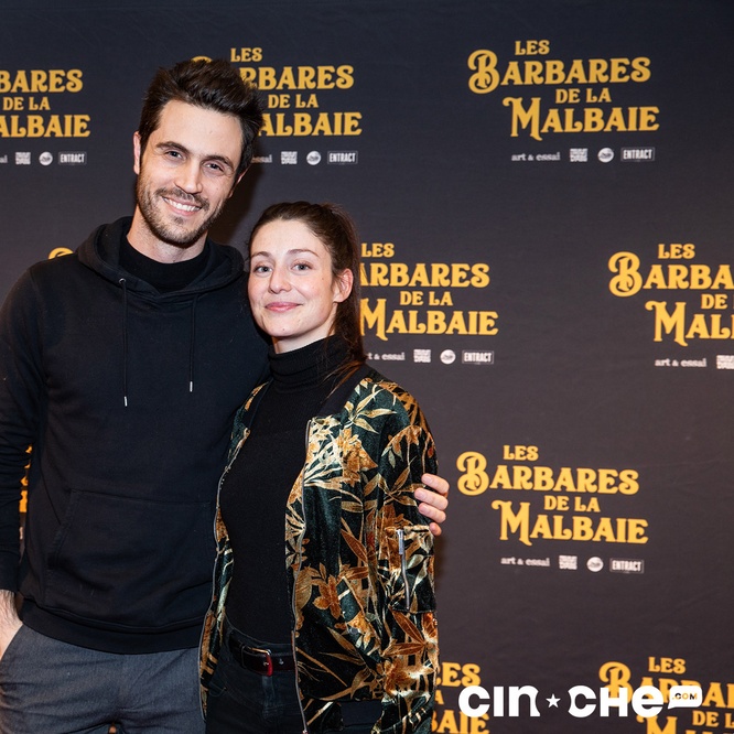 Sur le tapis rouge du film <em>Les Barbares de La Malbaie</em>