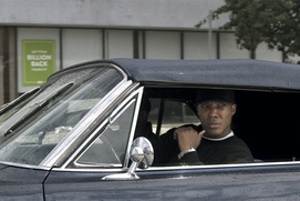 Une scène du film Straight Outta Compton Une scène du film Straight Outta Compton