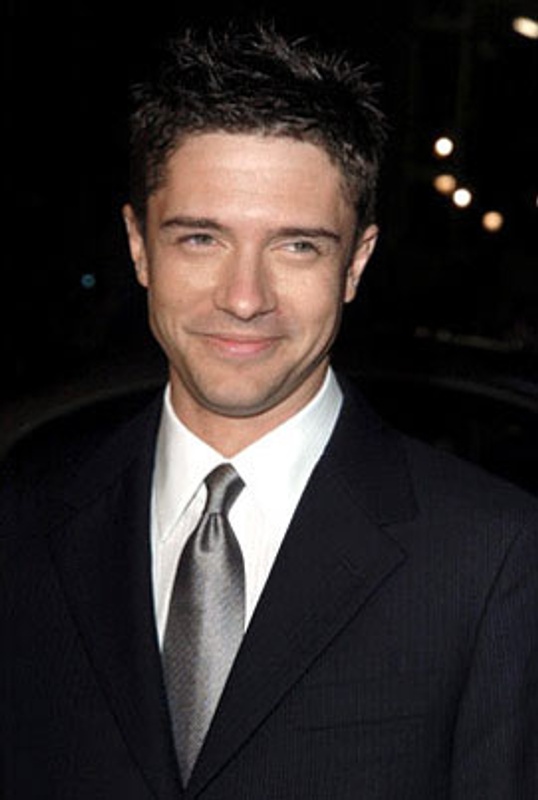 Topher Grace à la première de in Good Company
