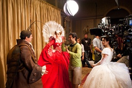 Sur le plateau du film Mirror, Mirror Sur le plateau du film Mirror, Mirror