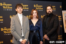 Sur le tapis rouge du film Les Barbares de La Malbaie