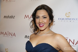 Sur le tapis rouge de Maïna Sur le tapis rouge de Maïna
