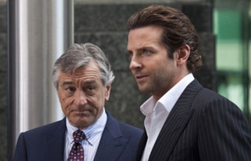Bradley Cooper et  Robert De Niro dans le film Limitless