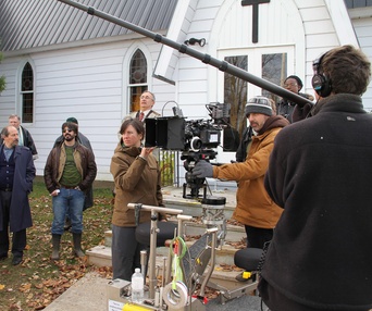 Sur le plateau du film La Sacrée