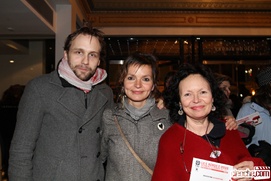 Sur le tapis rouge du film En terrains connus