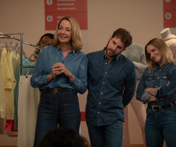 Une scène du film The People We Hate at the Wedding