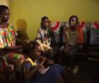 Scène du film Un dimanche à Kigali