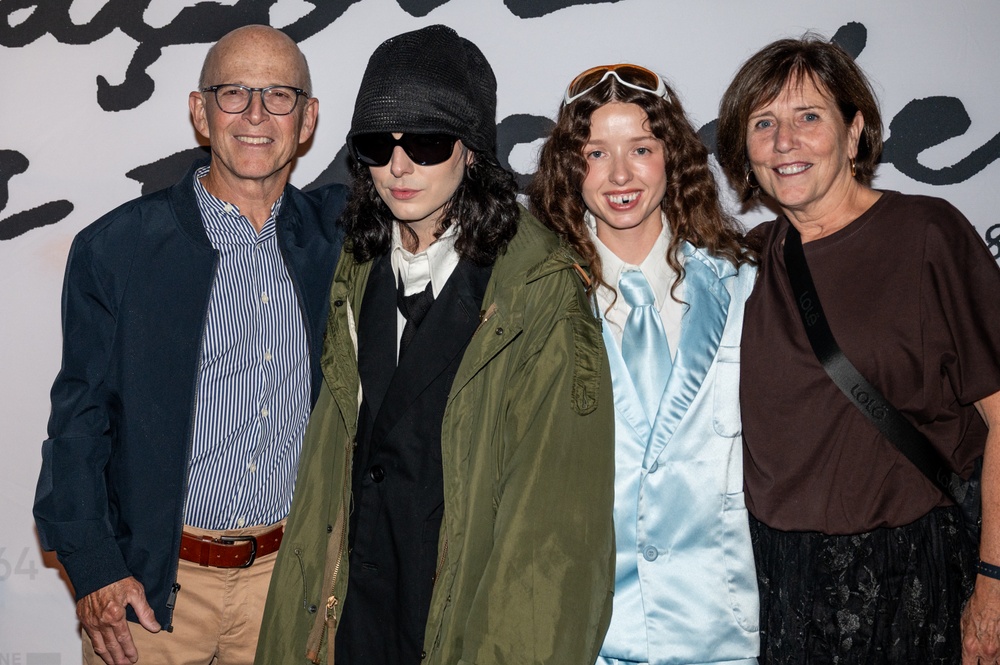 Hubert Lenoir et ses parents