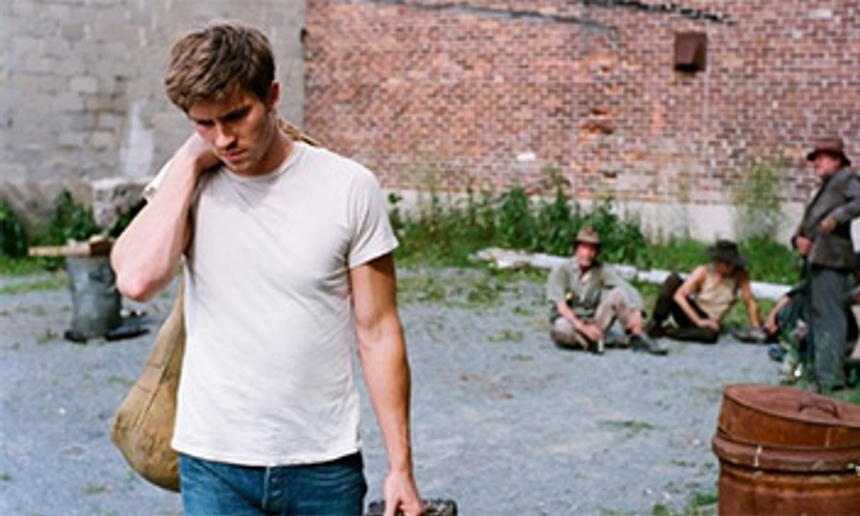 Garrett Hedlund s'allie à Matthew Michael Carnahan pour Violent Talent