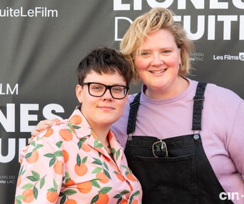 Sur le tapis rouge du film Lignes de fuite