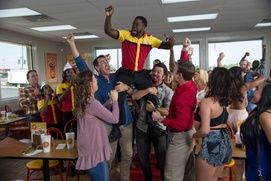 Une scène du film Night School