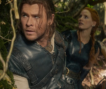 Une scène du film The Huntsman Winter's War
