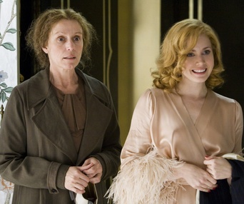 Scène du film Miss Pettigrew Lives for a Day