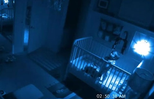 Une scène du film Activité paranormale 2