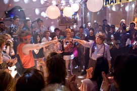 Une scène du film Take Me Home Tonight