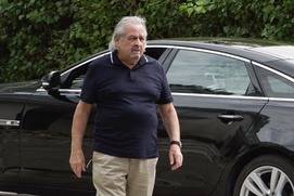 Images de la série Une affaire criminelle Images de la série Une affaire criminelle
