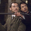 Jude Law et Robert Downey Jr. dans Sherlock Holmes